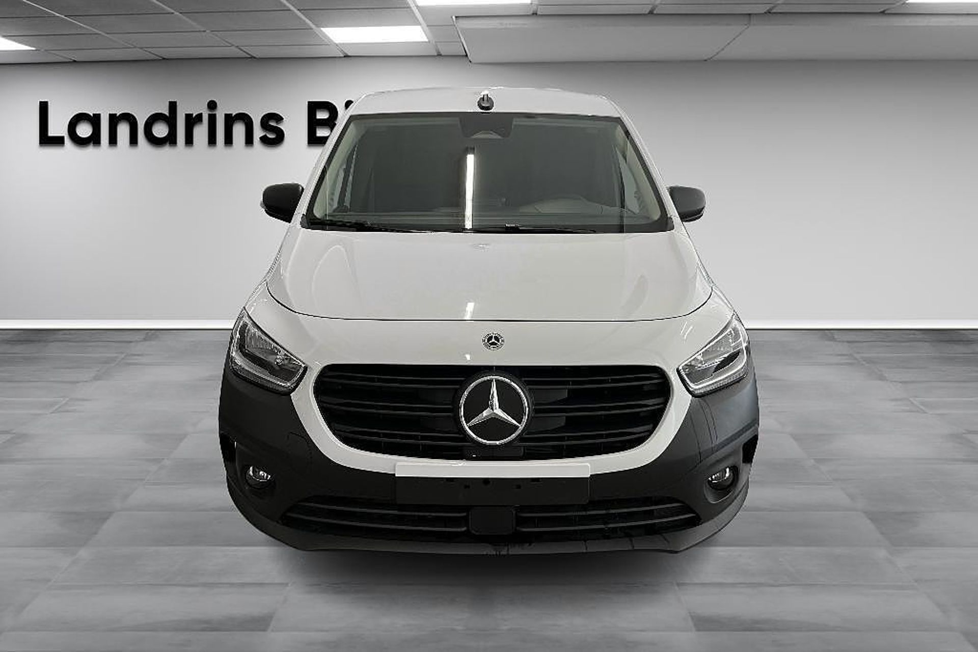 Mercedes-Benz eCitan 112 Skåp L2 2026, kuva 2/15
