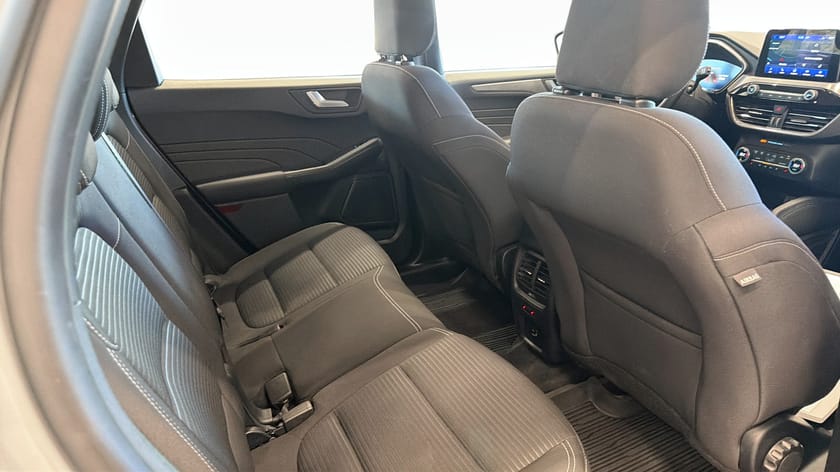 Bild 5 av Ford Kuga Plug-In Hybrid TITANIUM