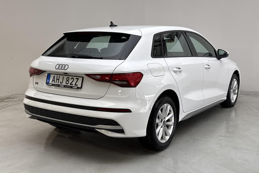 Bild 3 av Audi A3 Sportback 35 TFSI SB (150hk) Adaptiv farth Backkamera