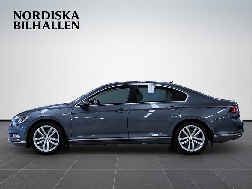 Bild 4 av Volkswagen Passat 2.0 TDI DPF SCR BMT 4Motion GTS Nyservad Värmare Drag