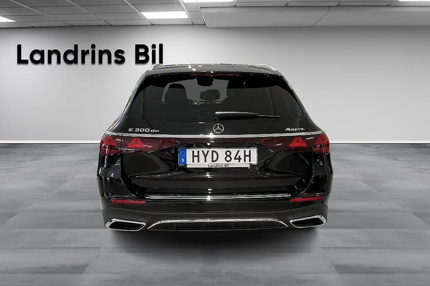Bild 5 av Mercedes-Benz E 300 de 4MATIC T Kombi AMG-Line
