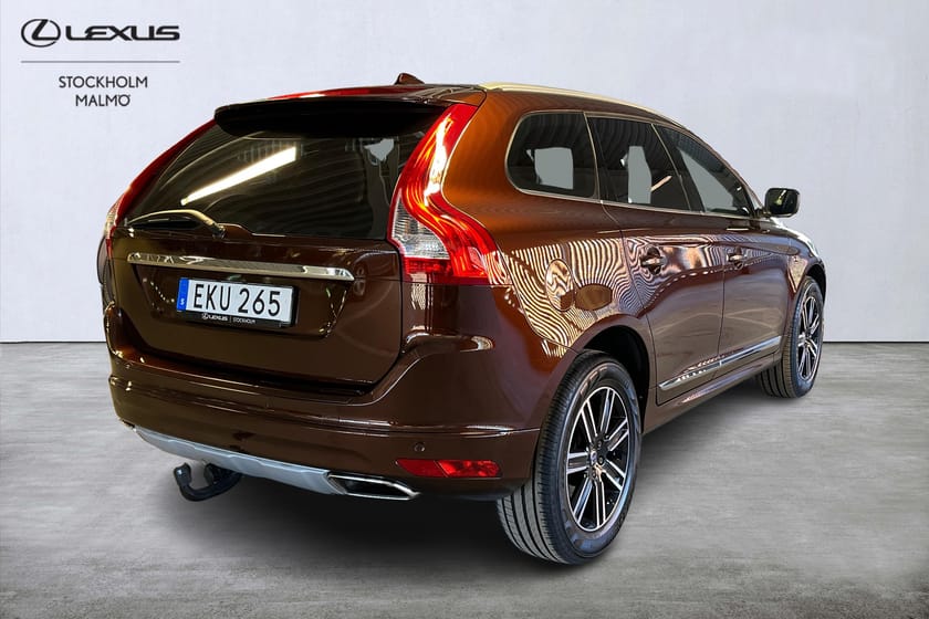 Bild 4 av Volvo XC60 D4 AWD Summum Skinn Drag Rattvärme