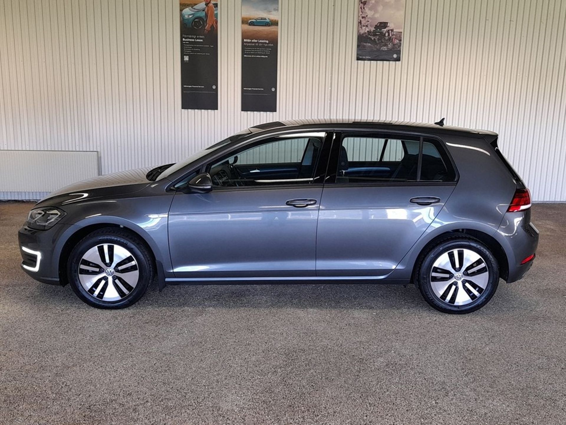 Volkswagen e-Golf VII COMFO 100 E1F 2020, bild 4/4