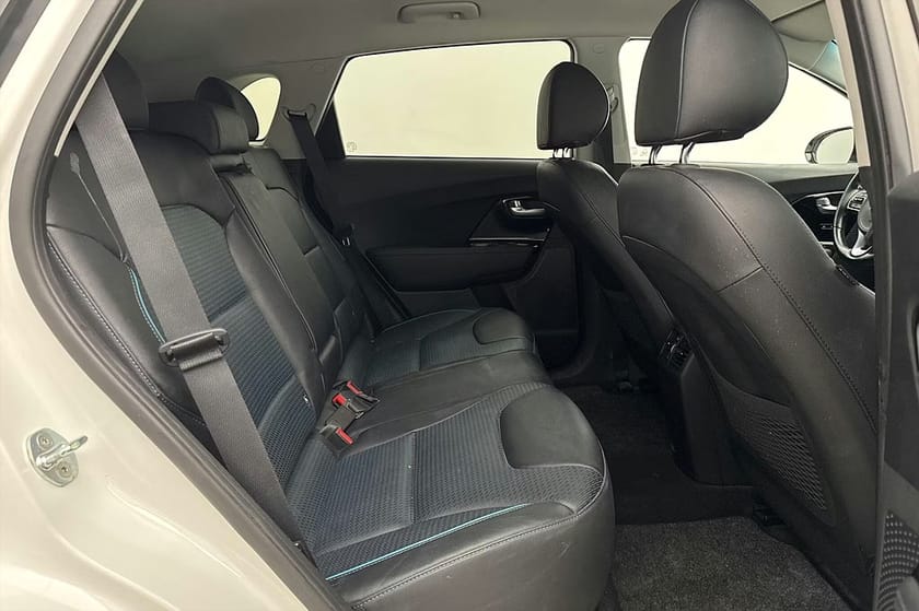 Bild 4 av Kia e-Niro 64 kWh Advance+ Läder Kamera PDC AppConnect 204hk