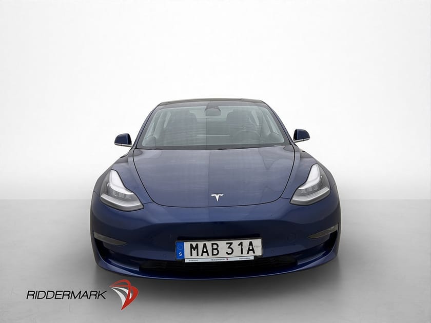 Bild 3 av Tesla Model 3 Long Range AWD Svensksåld Panorama