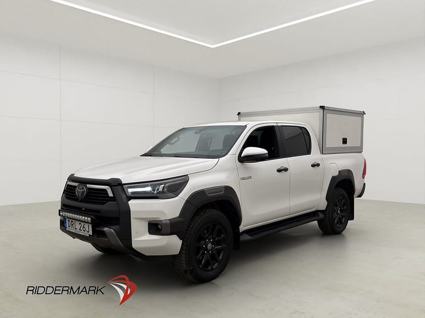 Bild 3 av Toyota Hilux Dubbelhytt Invincible 2.8 4WD Värm Drag JBL PÅBYGGNAD Moms