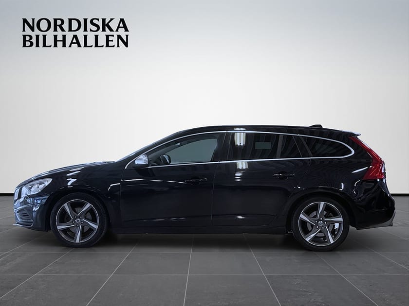 Bild 4 av Volvo V60 D3 Geartronic R-Design Bluetooth Värmare GPS