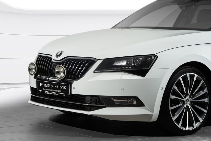 Bilde 2 av Škoda Superb Stasjonsvogn Sup 3 stv l&k tdi 190 4x4 dsg
