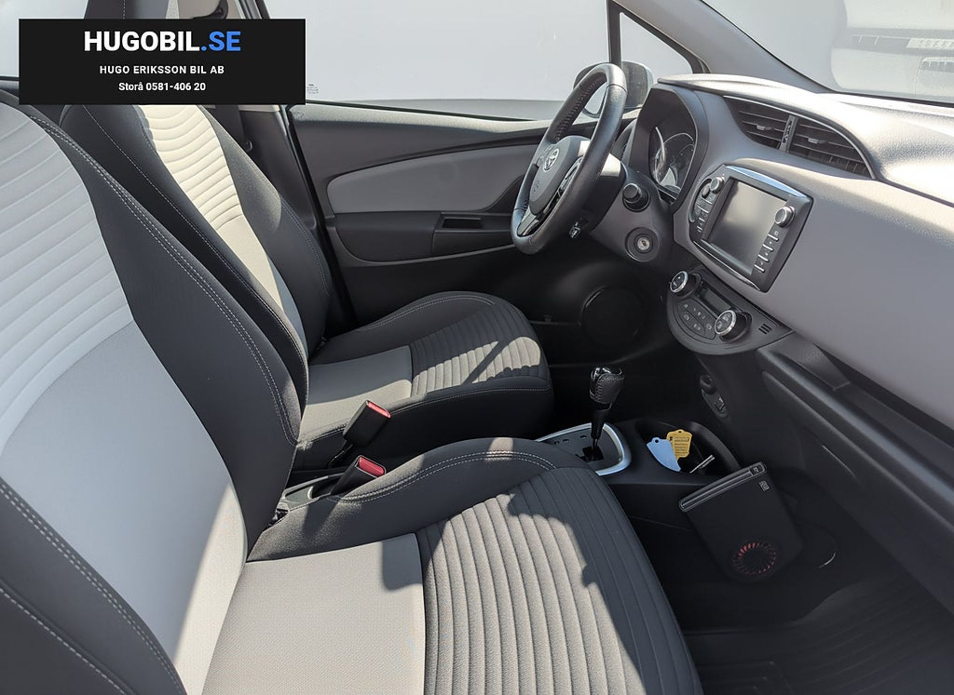 Toyota Yaris Hybrid e-CVT Active 2018, bild 6/6