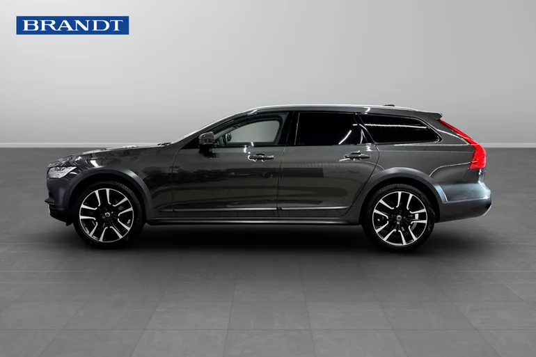 Volvo V90 Cross Country