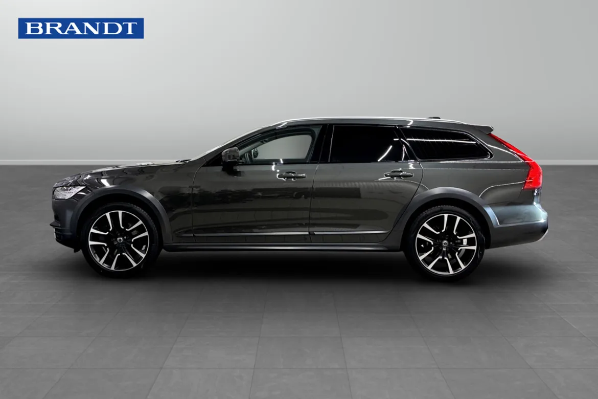 Volvo V90 Cross Country