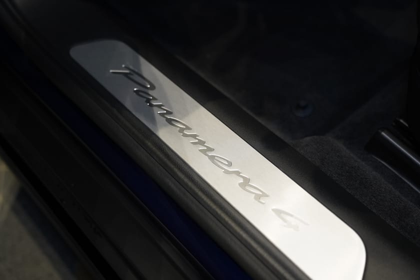 Bild 3 av Porsche Panamera 4 E-Hybrid / 470HK