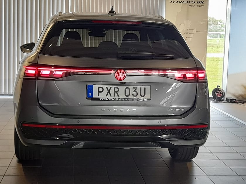 Bild 5 av Volkswagen Passat Variant eHybrid 272 DSG6 R-LINE