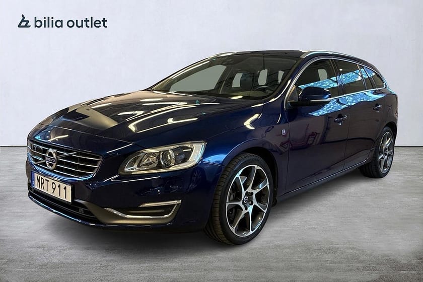 Bild 1 av Volvo V60 D4 AWD 181hk Ocean Race Business Edition Backkamera