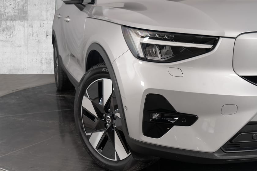 Bilde 3 av Volvo XC40 Recharge Twin Ultimate | H&K | Krok | Varmepumpe | 360 | Soltak| +++