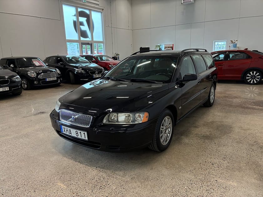 Bild 5 av Volvo V70 *RÄNTEKAMPANJ 3.45%* 2.4 Business Sommar och Vinterdäck