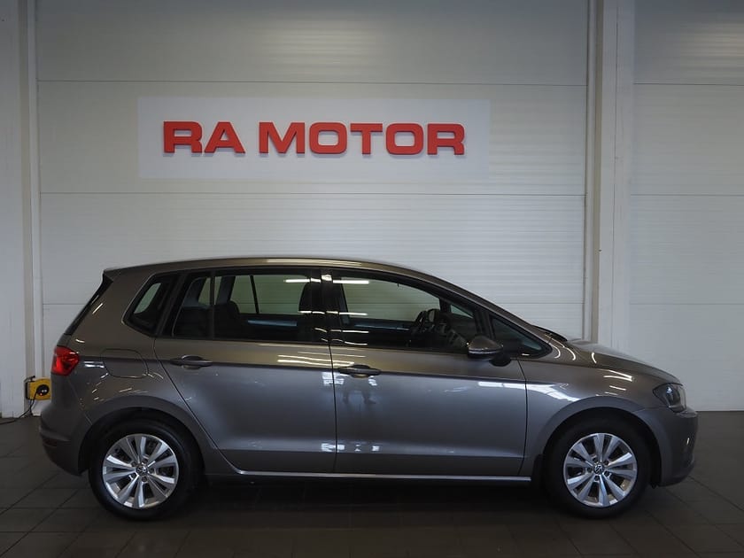 Bild 4 av Volkswagen Golf Sportsvan 1.2 TSI BMT Base 110hk | Backkamera | Drag |