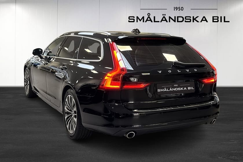 Bild 3 av Volvo V90 D4 Geartronic Momentum Panorama Drag 190hk