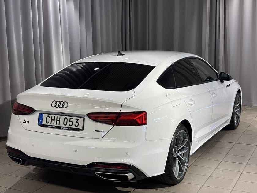 Bild 3 av Audi A5 Sportback 45 TFSI quattro S LINE 265 HK S