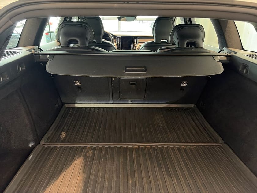 Bild 5 av Volvo V60 Cross Country OUTLET, D4 AWD Advanced SE II.  Läder, Backkamera, Drag, Navi,  Rattvärme