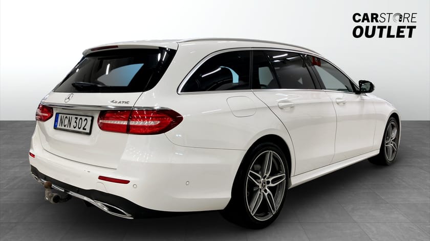 Bild 2 av Mercedes-Benz E 220 T d 4MATIC 9G-Tronic, 194hk, |AMG-Line|Backk|Pano|Drag