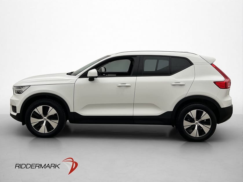Bild 4 av Volvo XC40 D3 Momentum Pro AWD Drag VOC Skinn