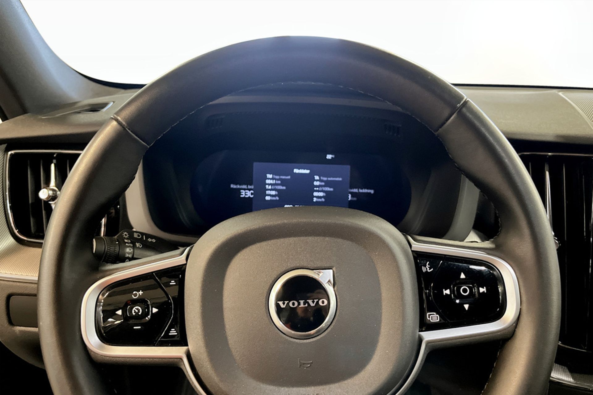 Volvo XC60 Recharge T6 AWD 2026, bild 7/9
