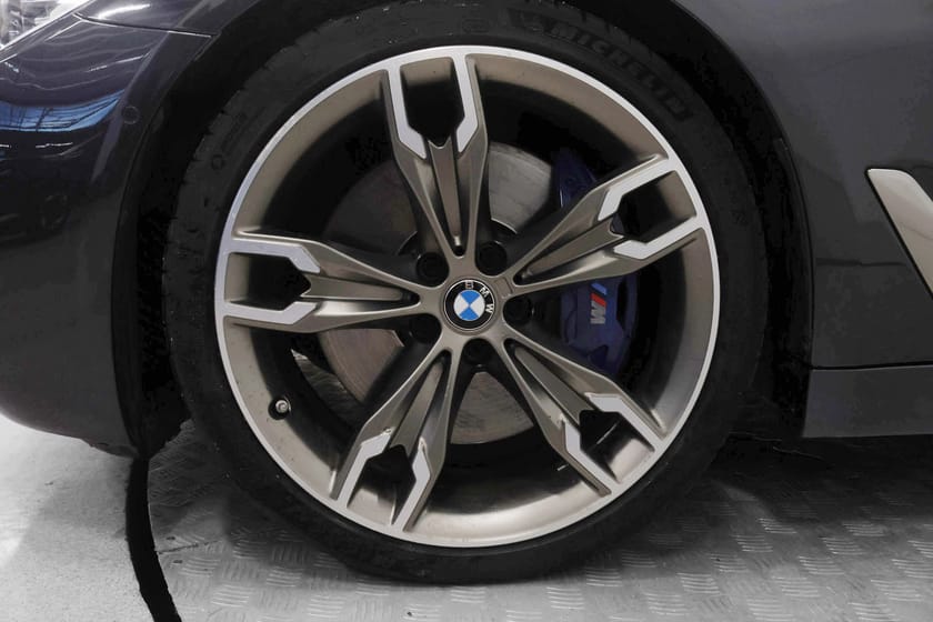 Bilde 4 av BMW M550i xDrive Sedan