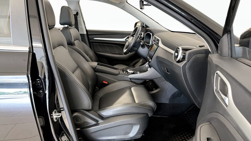 Bild 3 av MG ZS EV 143Hk / Panorama / Kamera / CarPlay