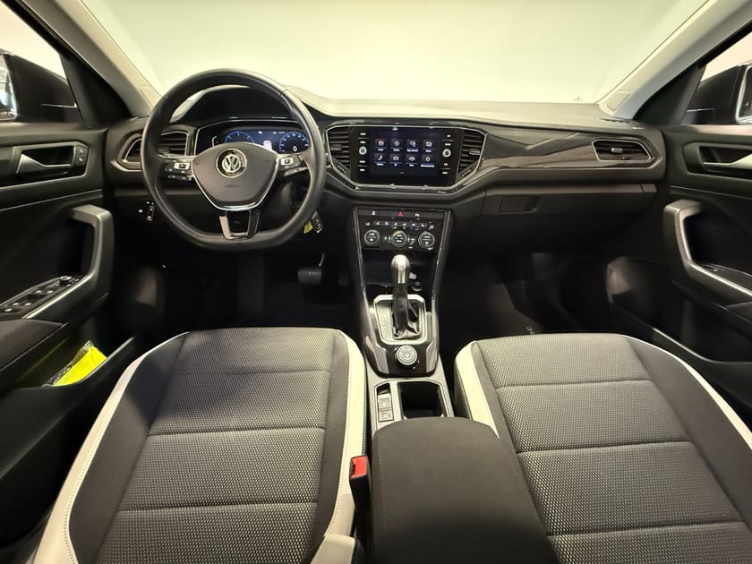 Bilde 5 av Volkswagen T-Roc Sport 2,0 150hk 4M ACC/Krok/Webasto/Kamera/Carplay/Led