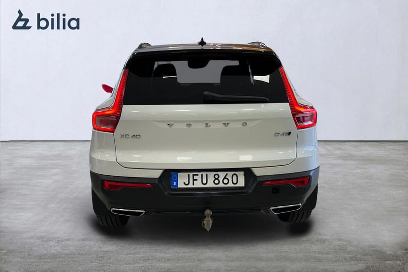 Bild 5 av Volvo XC40 D4 AWD R-Design Intro Edition / Panorama / LED Ramp