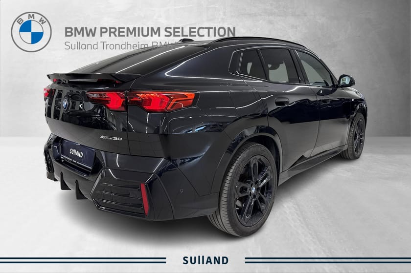 Bilde 5 av BMW iX2 xDrive30 ///M Sport/Head-Up/El.Sportseter/Panorama/HarmanK/Krok