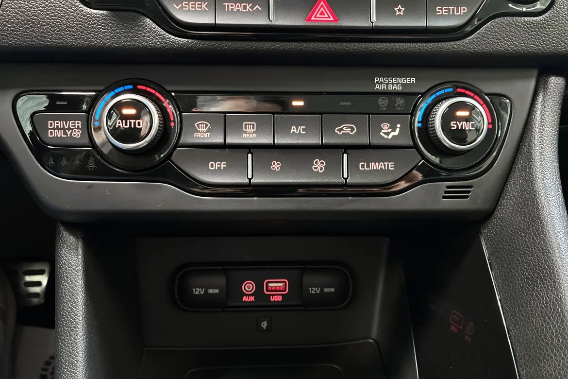 picture of a car