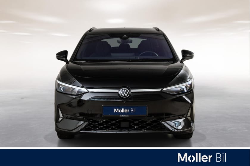 Bilde 3 av Volkswagen ID.7 GTX Tourer