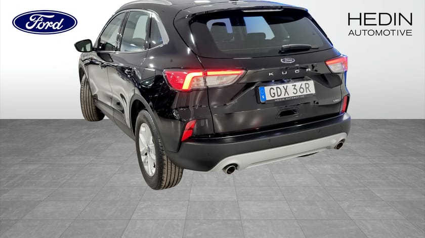 Bild 2 av Ford Kuga Plug-In Hybrid Titanium PHEV 225hk Automat