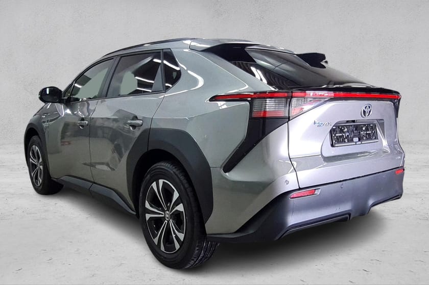 Bilde 3 av Toyota bZ4X AWD Active Tech - LED Matrix - Ryggekamera - Ad.cruise