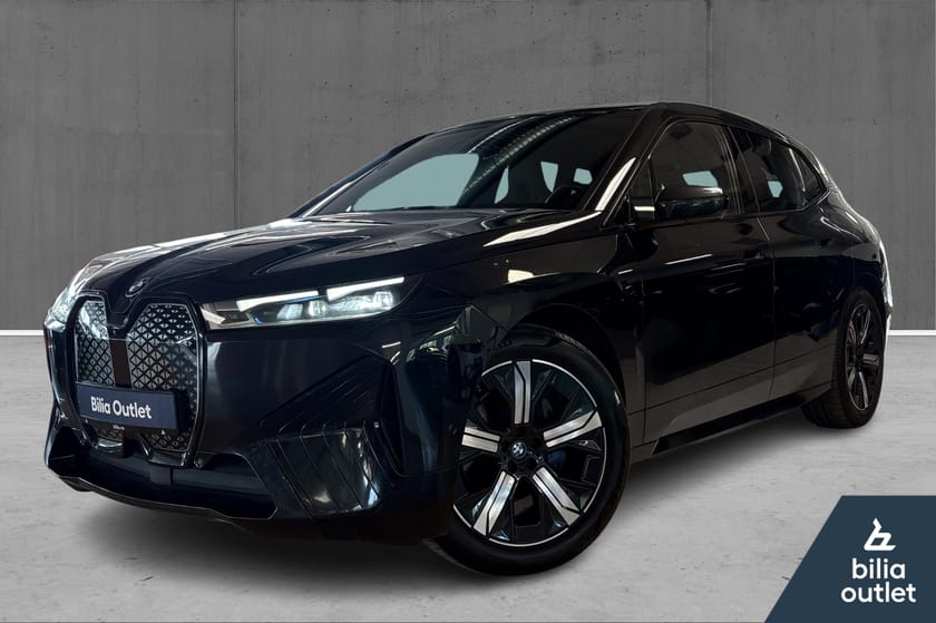 Bilde 1 av BMW iX xDrive40 xDrive 40 Fully Charged Sportspakke, H/K, multiseter