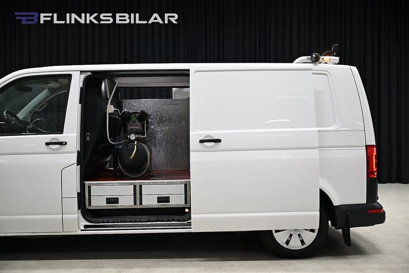 Bild 4 av Volkswagen Transporter 4Motion 150HK L2|Servicebil|Dubbeldörr|Kompressor|SeUtr