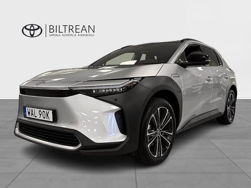 Bild 1 av Toyota bZ4X 71.4 kWh AWD Executive 20" Vinterhjul ingår
