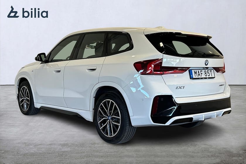 Bild 5 av BMW iX1 xDrive30 xDrive30/ M Sport Edition / Dragkrok / Backkamera