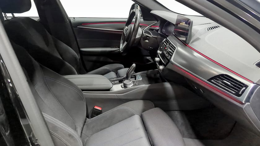 Bild 3 av BMW 520d xDrive Touring M Sport Drag