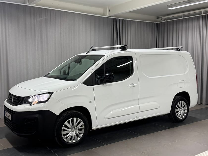 Bild 1 av Peugeot Partner Utökad Last PRO+ 130 hk Diesel AUT LEASEBAR. NYSERVAD