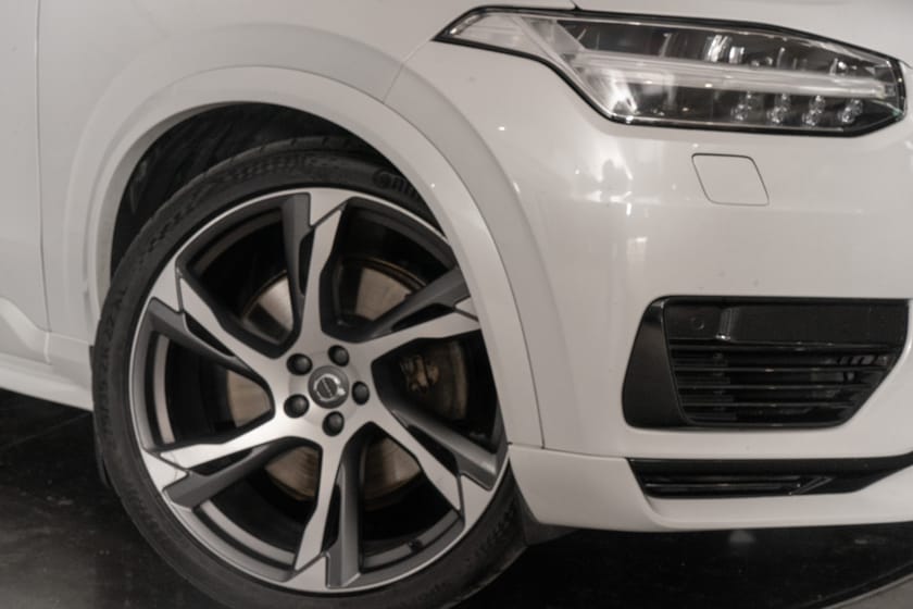 Bilde 3 av Volvo XC90 7 Seats T8 390 hk AWD R-Design. Luft/22"/Krok/Harman Kardon/360