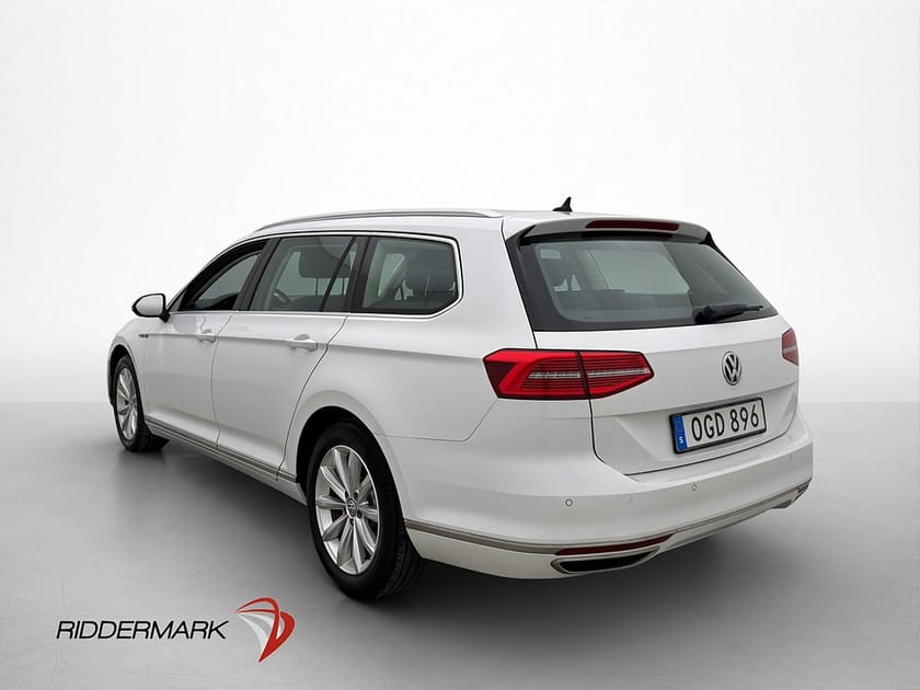Bild 5 av Volkswagen Passat Variant GTE 218hk Kamera Dragkrok CarPlay Ad-fart
