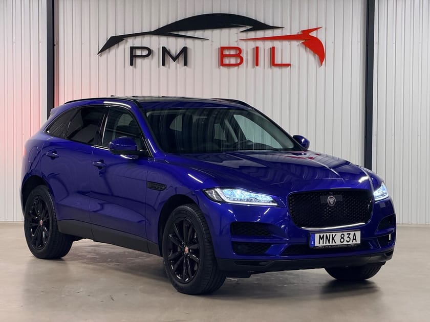Bild 2 av Jaguar F-Pace 30d AWD 300hk Panorama Värmare Drag Läder S&V-Hjul