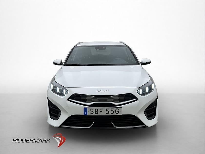 Bild 2 av Kia Ceed Sportswagon Plug-in Hybrid SW Advance Kamera CarPlay Rattvärme Sensor