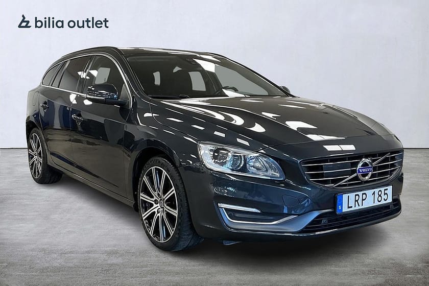 Bild 2 av Volvo V60 D4 Momentum Kamrem Bytt Nyservad Panorama BLIS Navi