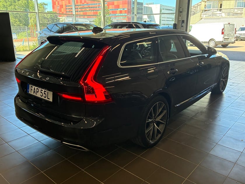 Bild 5 av Volvo V90 D4 Geartronic Inscription Nav/Läder/Drag/Kamera/Värmare
