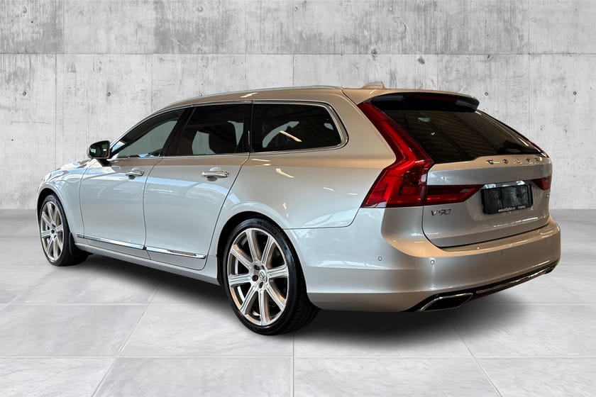 Bilde 3 av Volvo V90 D5 AWD/Krok/Bowers/Pano/360kam/HUD/VOC+++