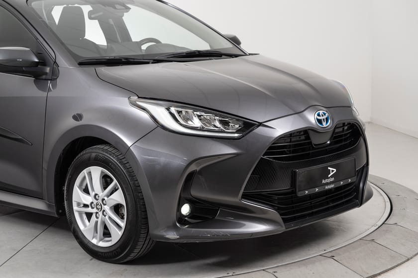 Bilde 3 av Toyota Yaris Hybrid 1,5 Active Tech ACC/Kamera/DAB/BT